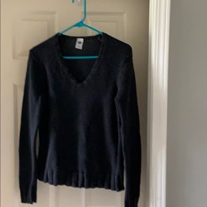 Women’s Vneck Black Sweater. The GAP. Size medium